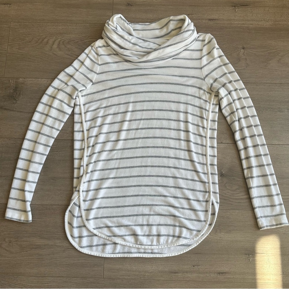 Lou & Grey white and gray striped cowneck top - size small